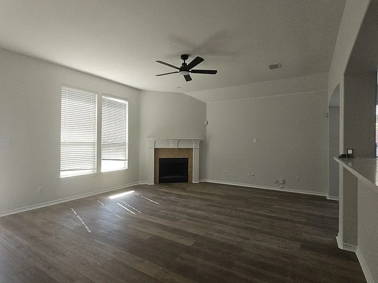 1738 Rock Ridge Dr — Photo 17