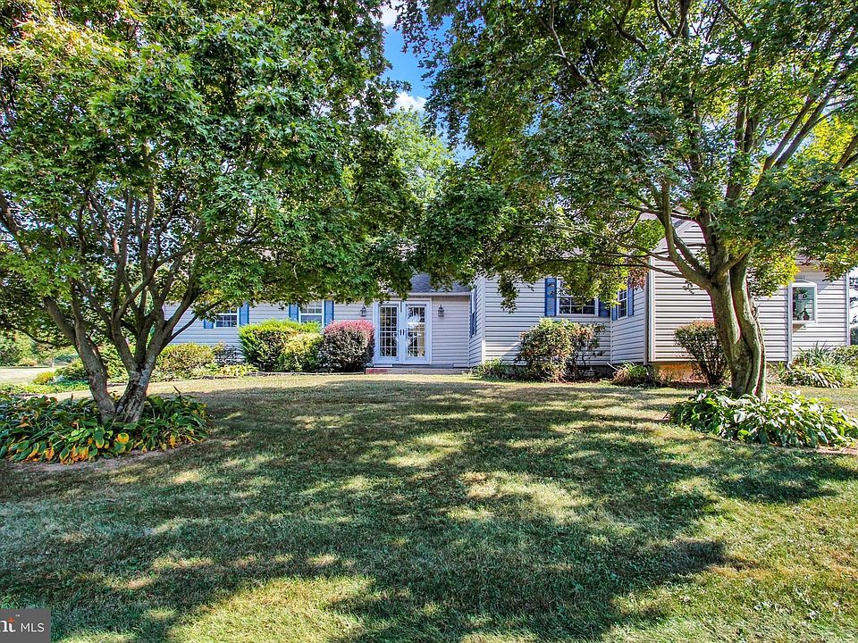 1211 Hoff Rd, Hanover, PA 17331 Zillow