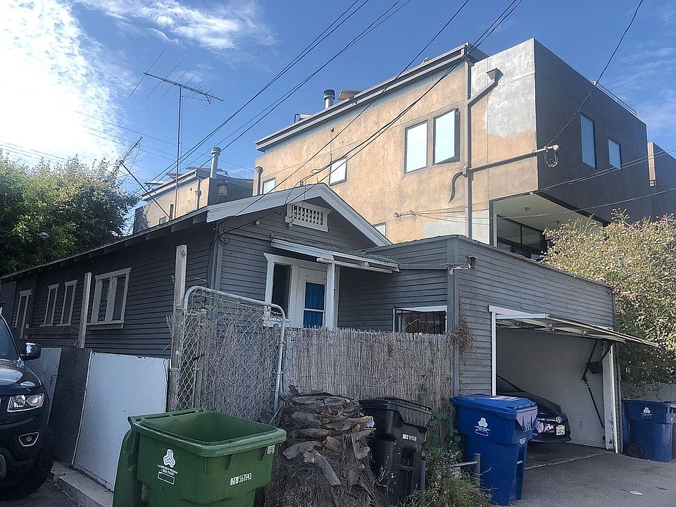 1st image of 416 S Venice Blvd