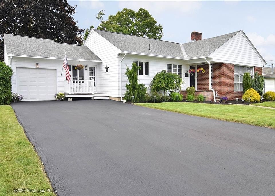 1st image of 38 Salem Dr