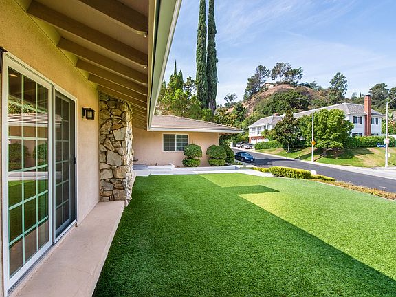 2nd image of 3532 Green Vista Dr