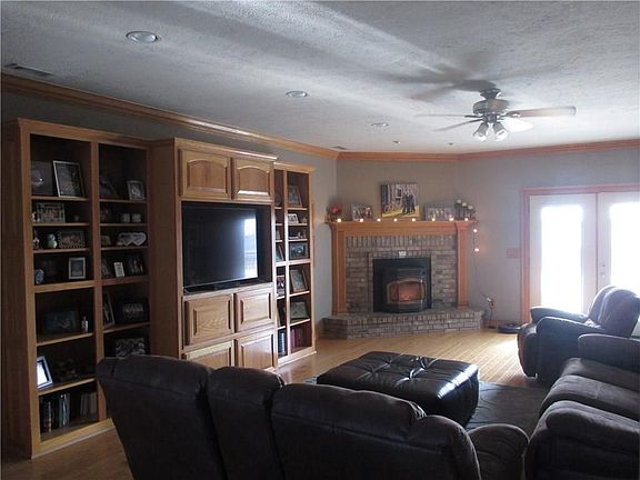 3rd image of 18857 W 12th Hwy