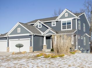 9349 Wabasis Pointe Dr NE, Greenville, MI