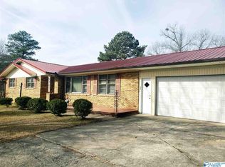 3 Highland St, Addison, AL 35540