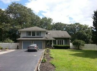 3 Ditton Ln, Lanoka Harbor, NJ 08734