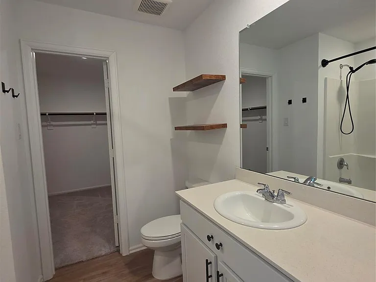 314 Riverwood Village Ln — Photo 14