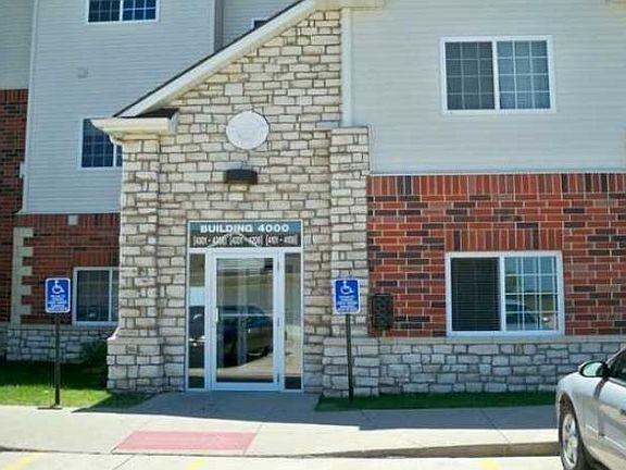 3rd image of 6255 Beechtree Dr Unit 4308