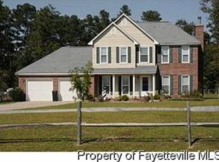 350 Woodington Rd, Hope Mills, NC 28348