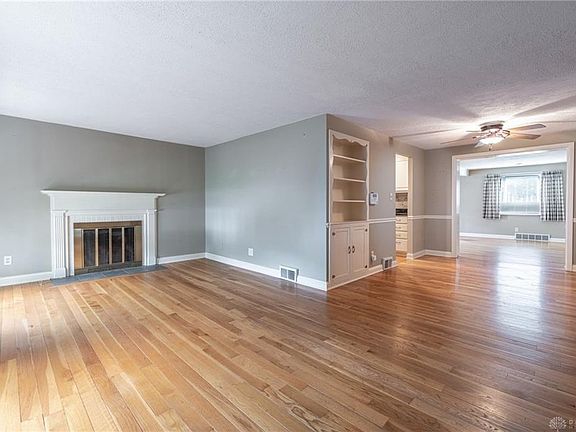 2nd image of 108 Wyngate Dr