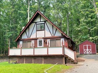 147 Forest Ridge Dr, Hawley, PA 18428