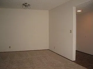 2111 Latham St #116 — Photo 4
