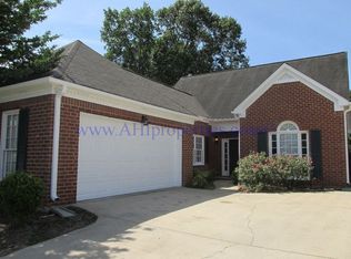 1928 Stone Brook Ln, Birmingham, AL 35242