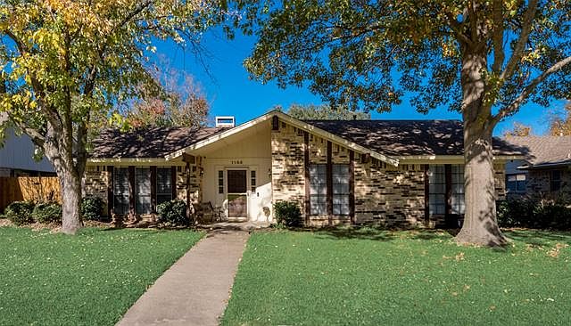 1st image of 1105 Holland Dr