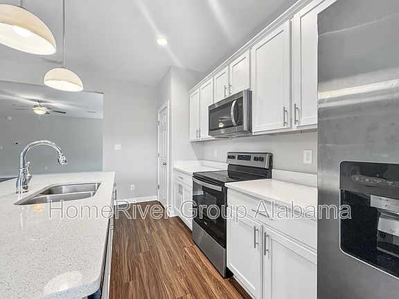 5th image of 816 Ginger Lee St