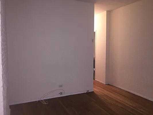 Rented by Maidman Realty Group LL | media 26