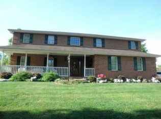 103 Pinecrest Dr, Huntington, WV 25705