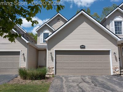 5058 Clintonville Pines Dr, Clarkston, MI, 48346