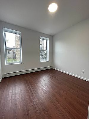 5th image of 90 E 32nd St Floor 2