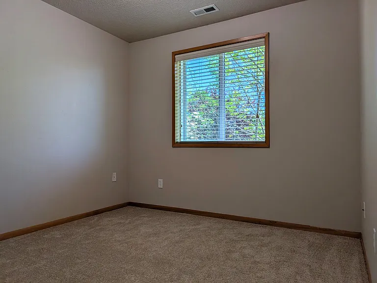 11119 SE Connor Ln — Photo 8