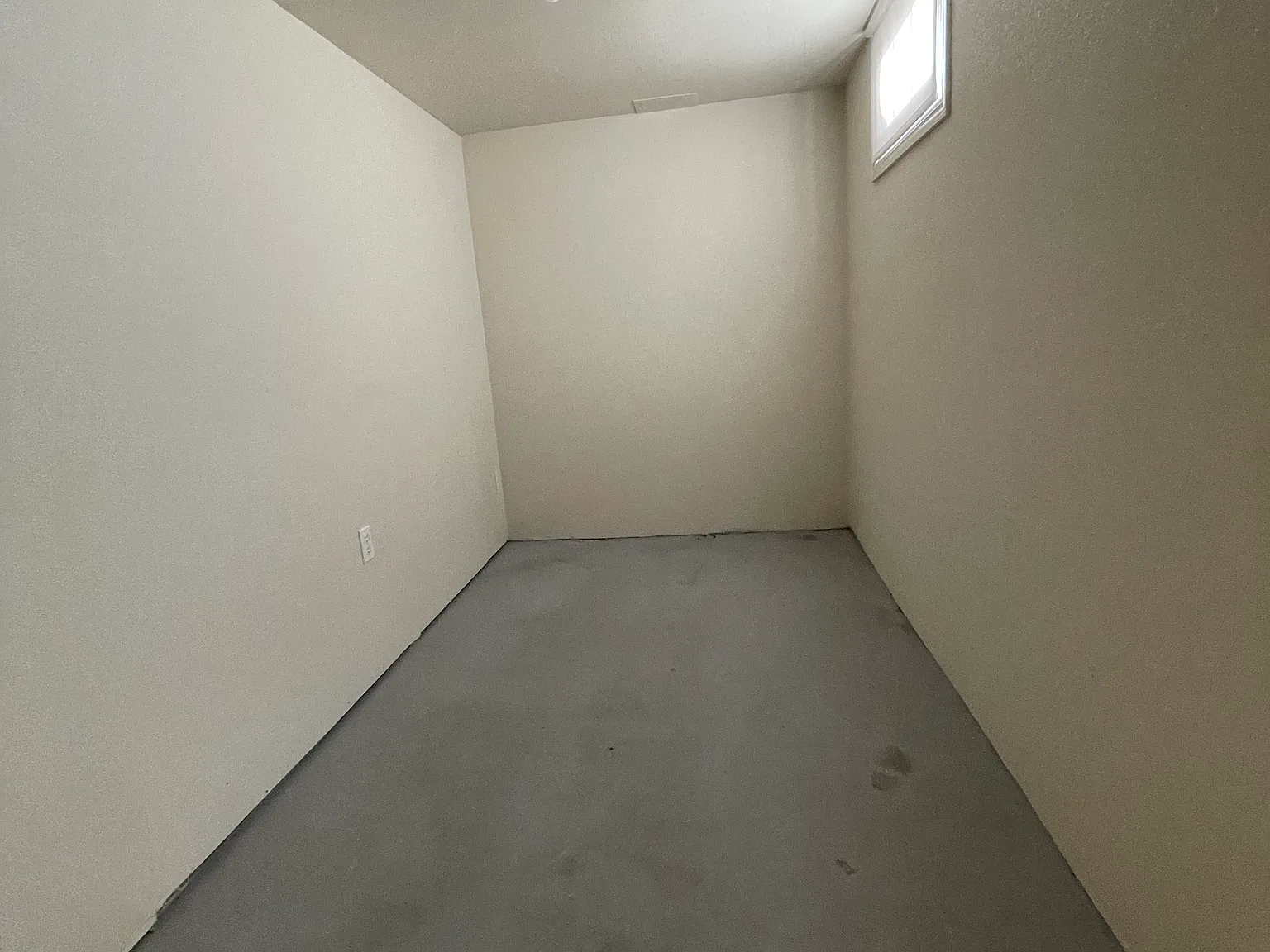 1 bed, $1,000 — Photo 3