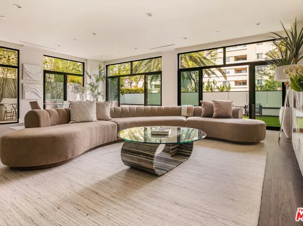 425 N Palm Dr #103, Beverly Hills, CA 90210