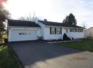 35 Belaire Dr, Horseheads, NY 14845