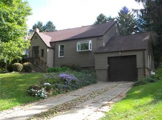 1038 Terrace Dr, Latrobe, PA 15650