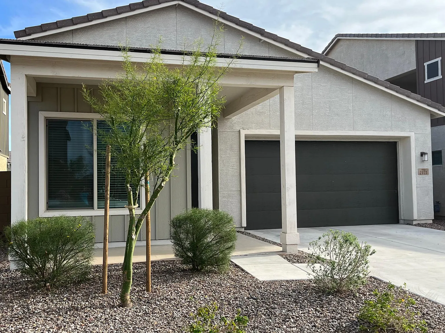 2071 E Wisteria Dr — Photo 1