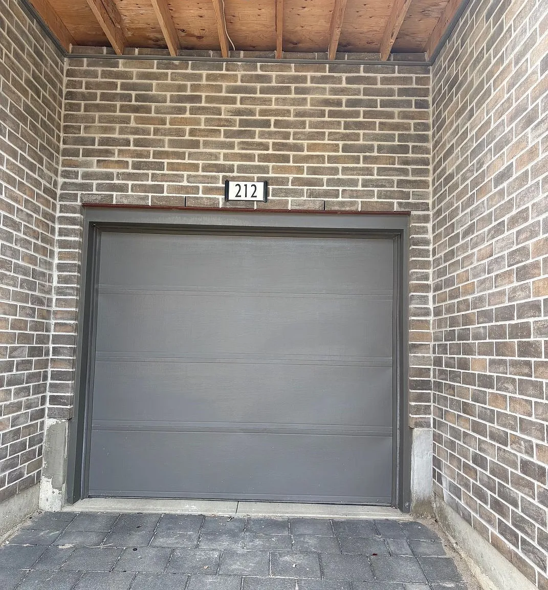 4 bed, $2,700 — Photo 3