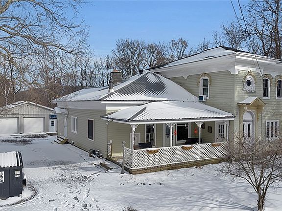 3rd image of 8268 N Otto Rd