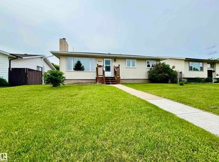 5040 47th St, Lamont, AB T0B 2R0