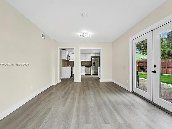 5th image of 1220 N 57th Ave
