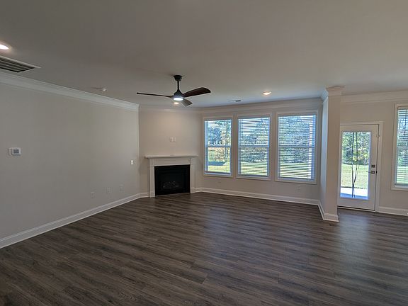 2nd image of 303 Fiery Rd