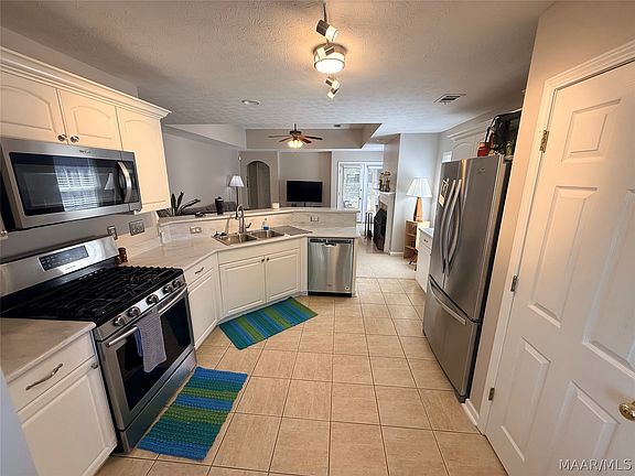 5th image of 9644 Colleton Pl