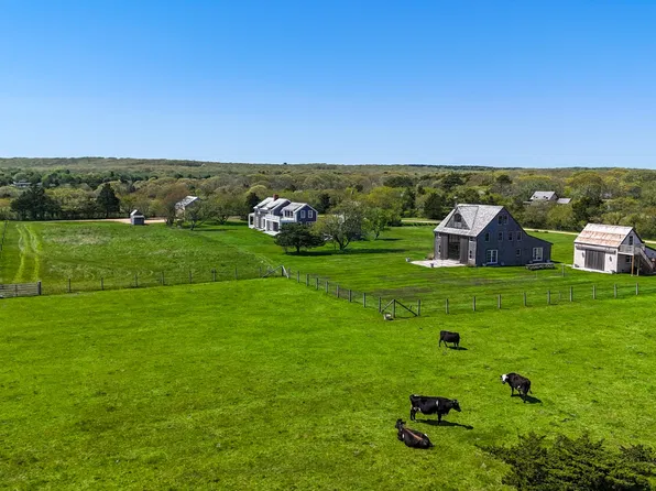 146 Quenames Rd, Chilmark, MA 02535