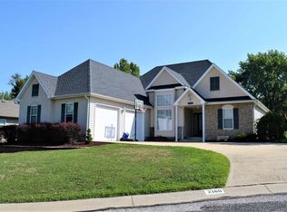 2160 Stonewood Cir, Sedalia, MO 65301