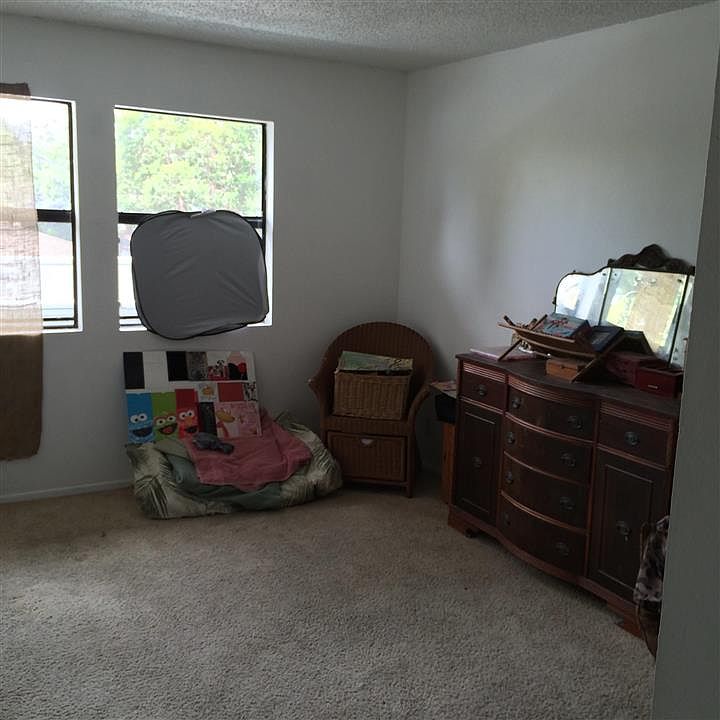1st image of 523 W Sola St