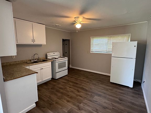 2nd image of 153 Rosalie Dr