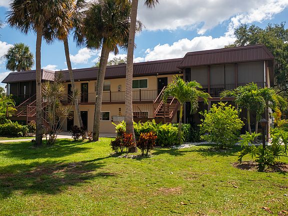 3rd image of 3124 Us Highway 441 SE APT G4