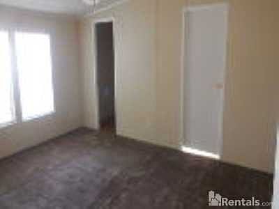 4th image of 9115 Gleneagle Dr