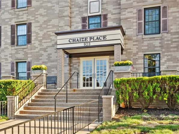 923 California Ave APT 405, Pittsburgh, PA 15202