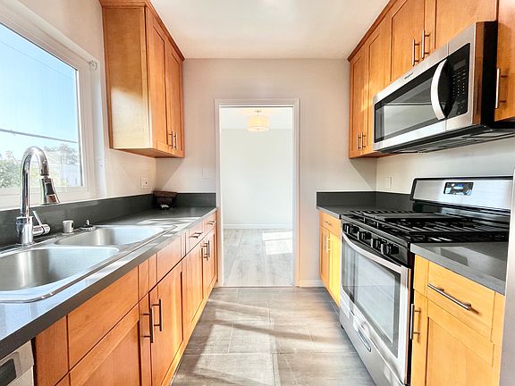 2nd image of 8337 Blackburn Ave #P7