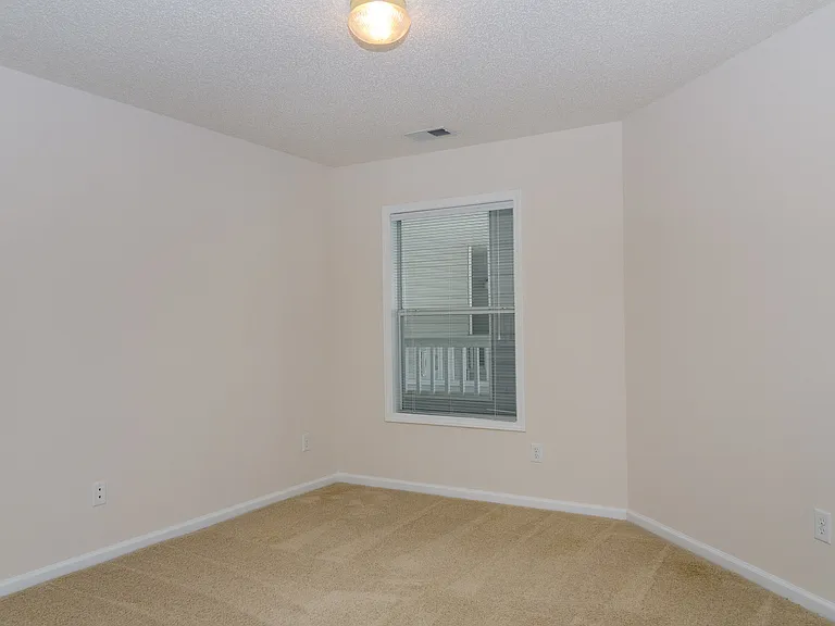 4140 Breezewood Dr #201 — Photo 15