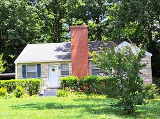 2403 Aiken Dr, Glen Allen, VA 23294