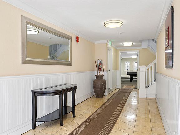 2nd image of 520 Natoma St APT 11