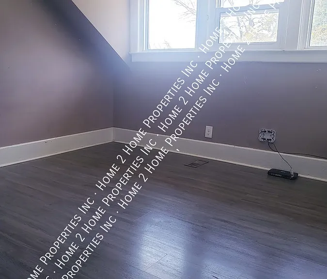 1394 Howard Ave #UPPER — Photo 11