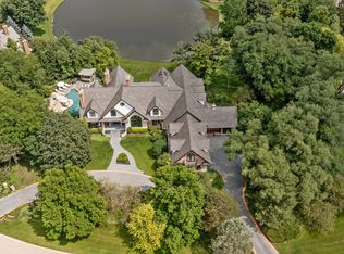 51 Hillburn Ln, North Barrington, IL 60010