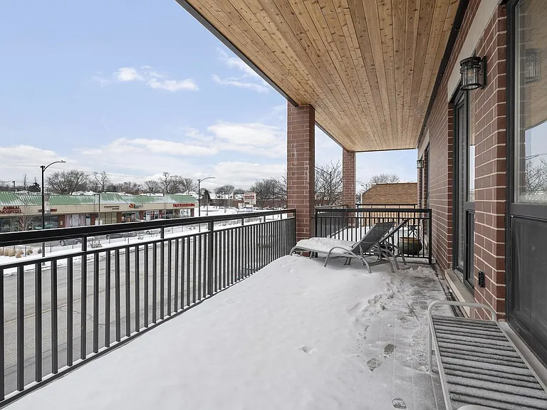 6555 W North Avenue — Photo 17