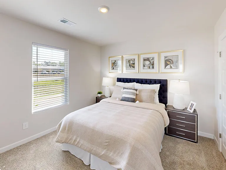 Gramercy Woods — Photo 14
