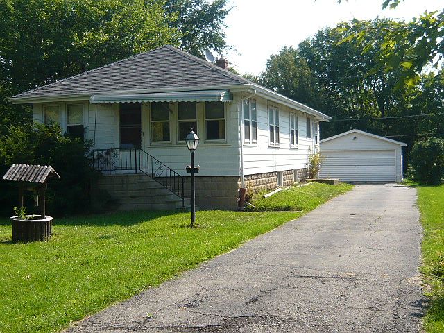 2nd image of 40161 N West Shore Dr